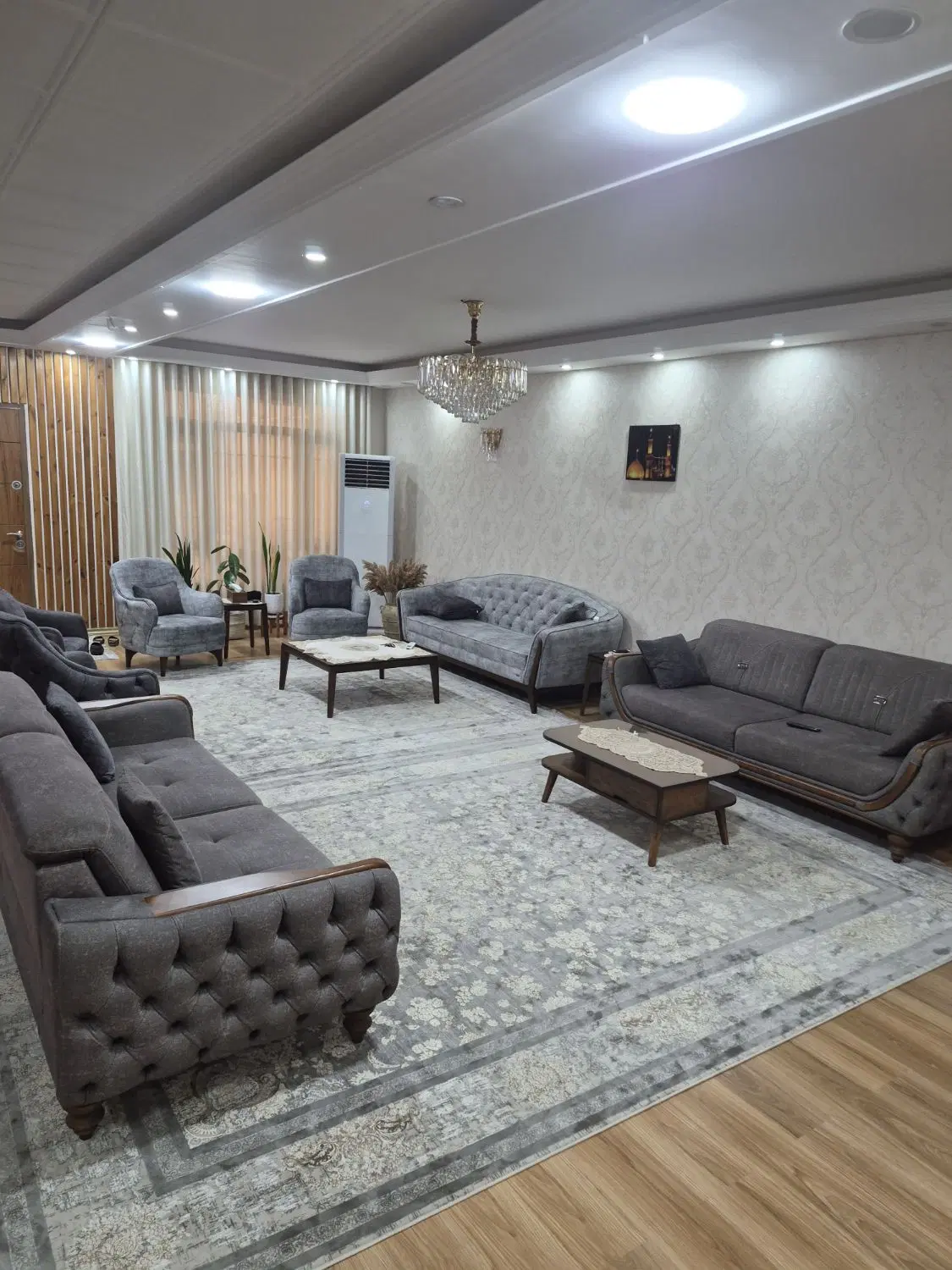طبقه پایین ۲۱۰ متری فاز ۳ خ دوازده غربی