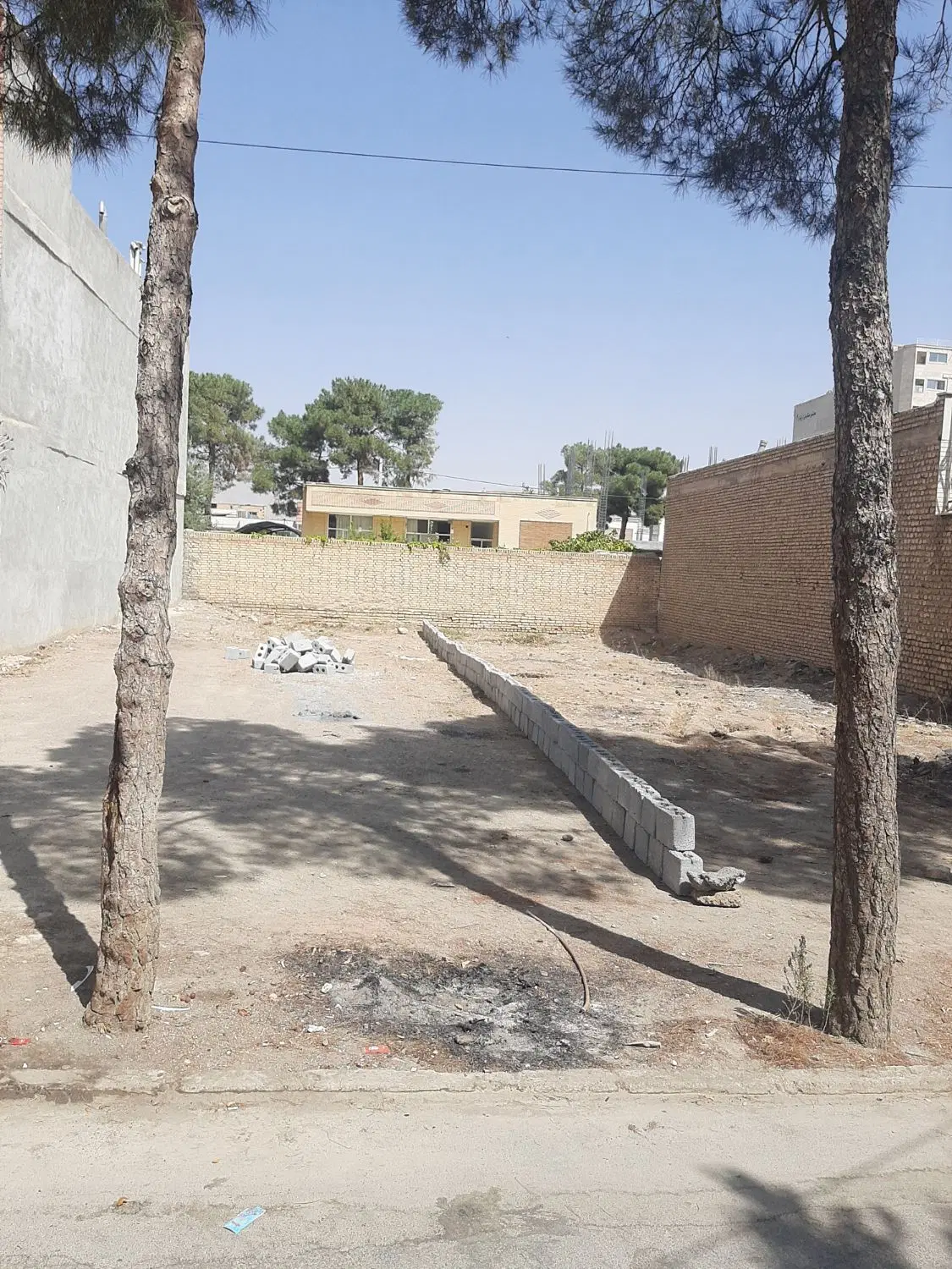 زمین مسکونی 187 متری شمالی ویلاشهر