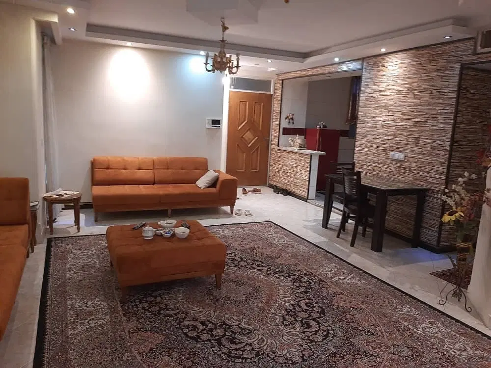۸۵ متر دوخواب و حیاط خلوت