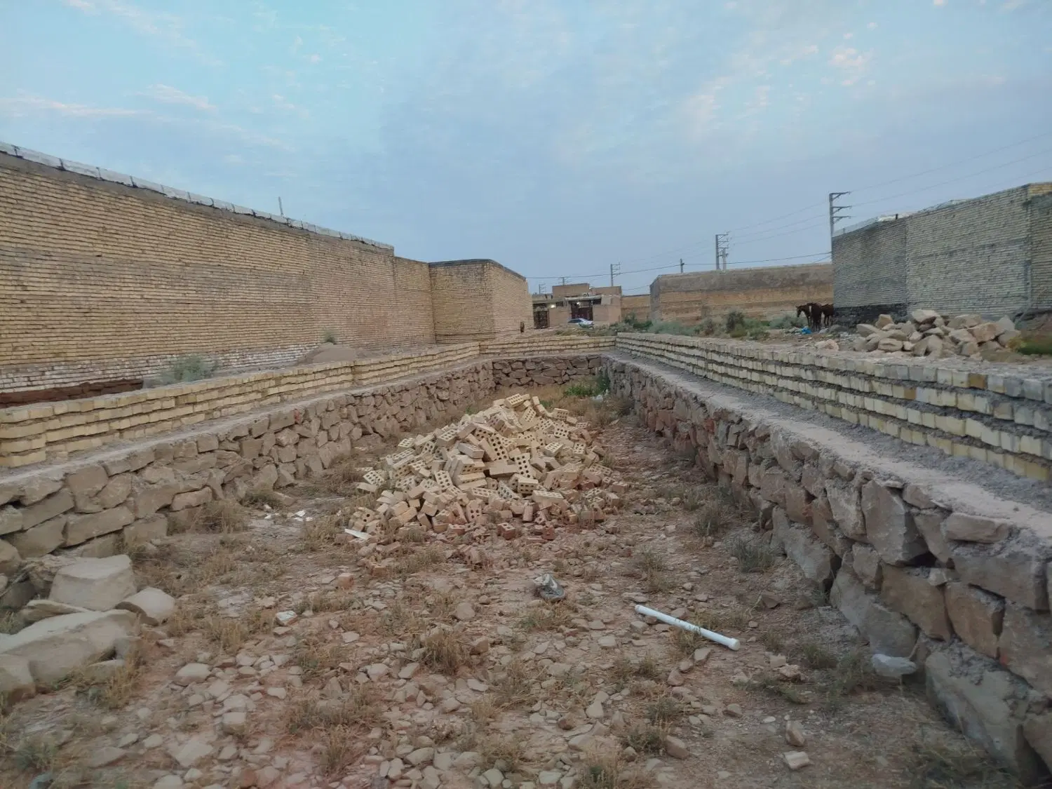 زمین157متر کوی گلدشت