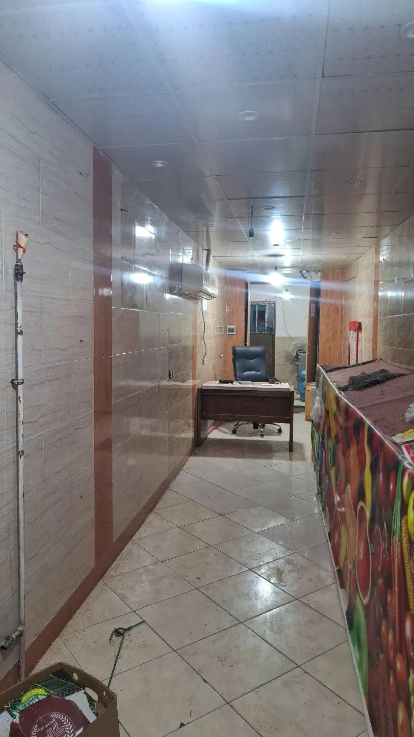 مغازه فروشی