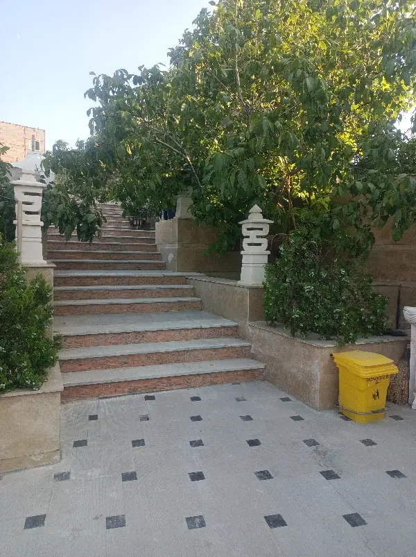 ویلا باغ  اقامت دایمی نزدیک شهر