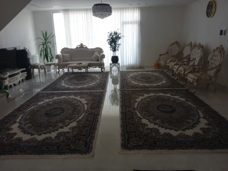 ساختمان 4طبقه در خ زیبا سرشت