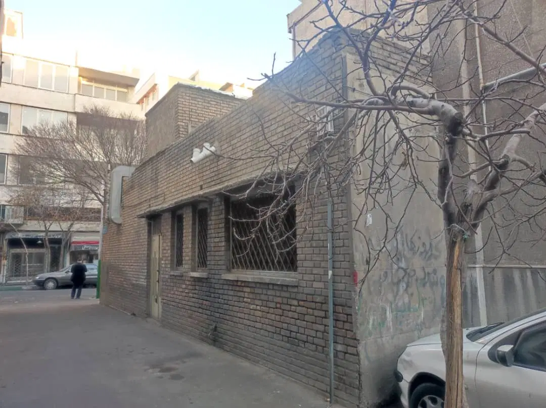 فروش ملک کلنگی بر شیخ هادی