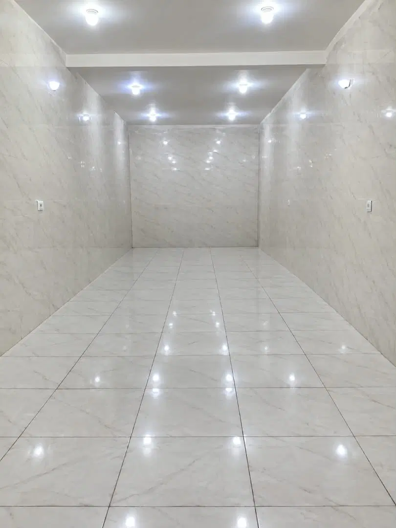 مغازه ۳۰ متری نبش دادگر