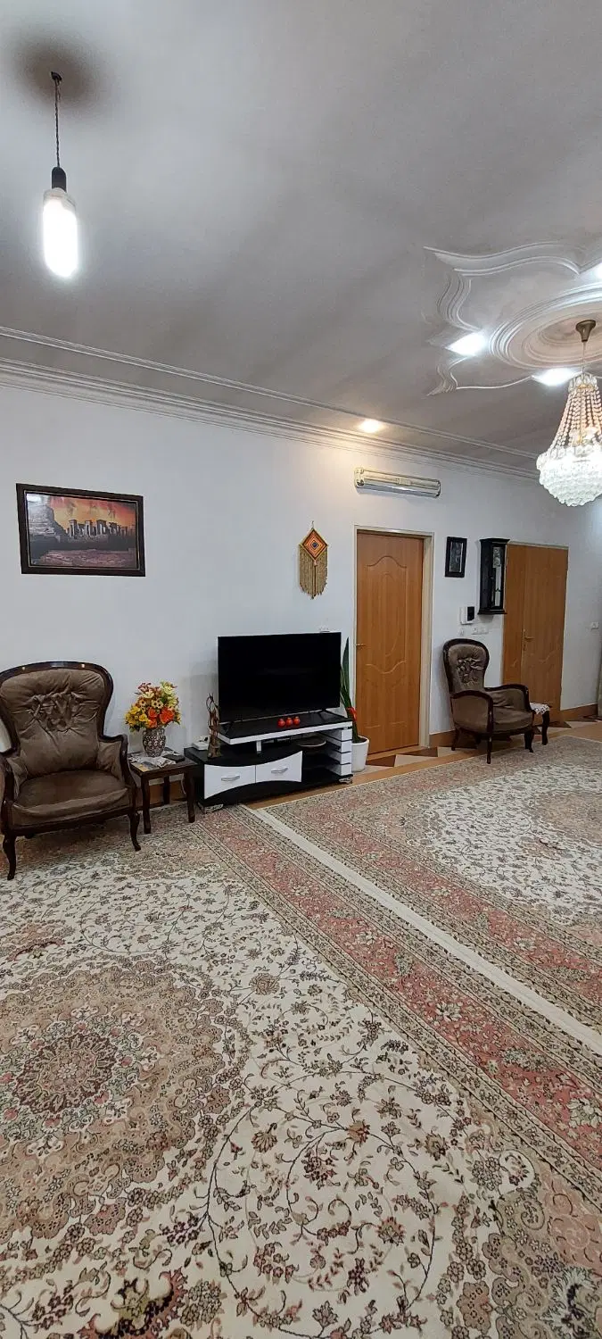 فروش منزل مسکونی کوی پزشکان