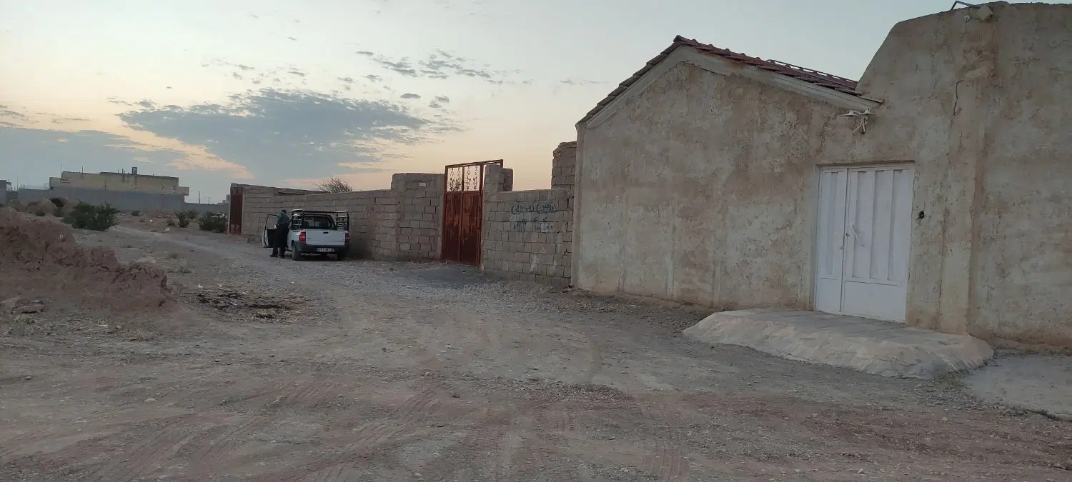 زمین چاردیواری مسکونی