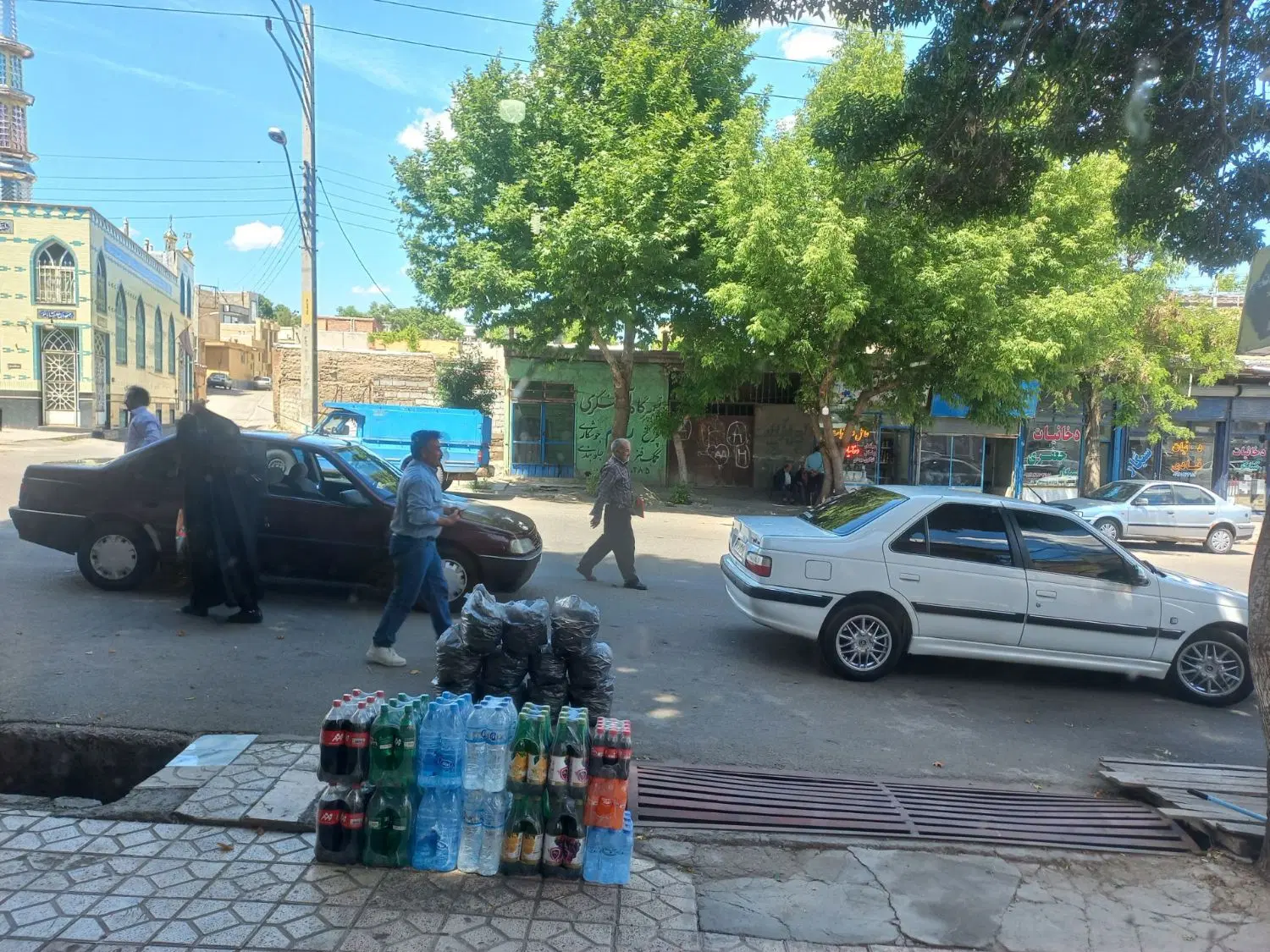 دو باب مغازه در مرکز شهر شهرستان اهر
