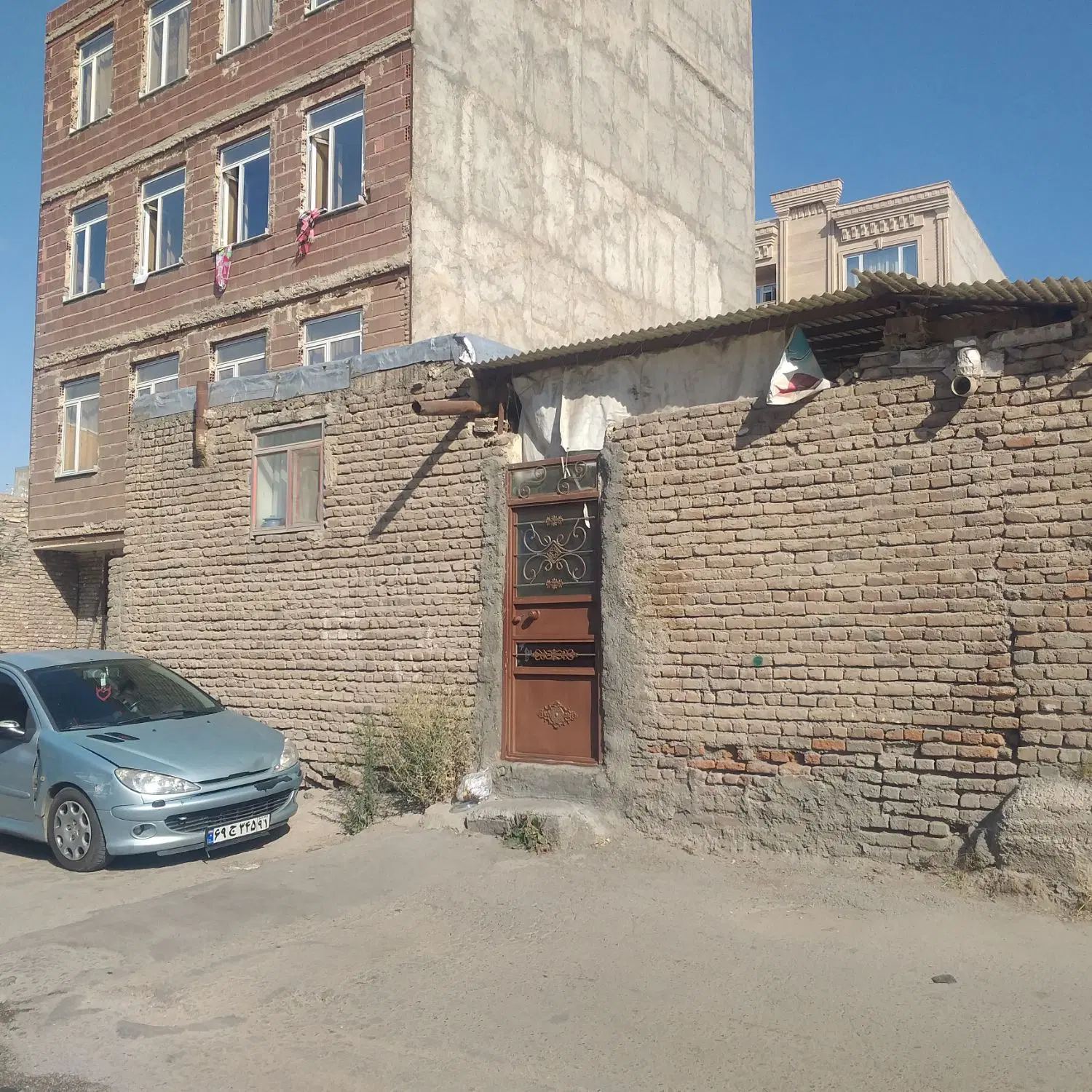 ملک مسکونی ۲۰۴ متری