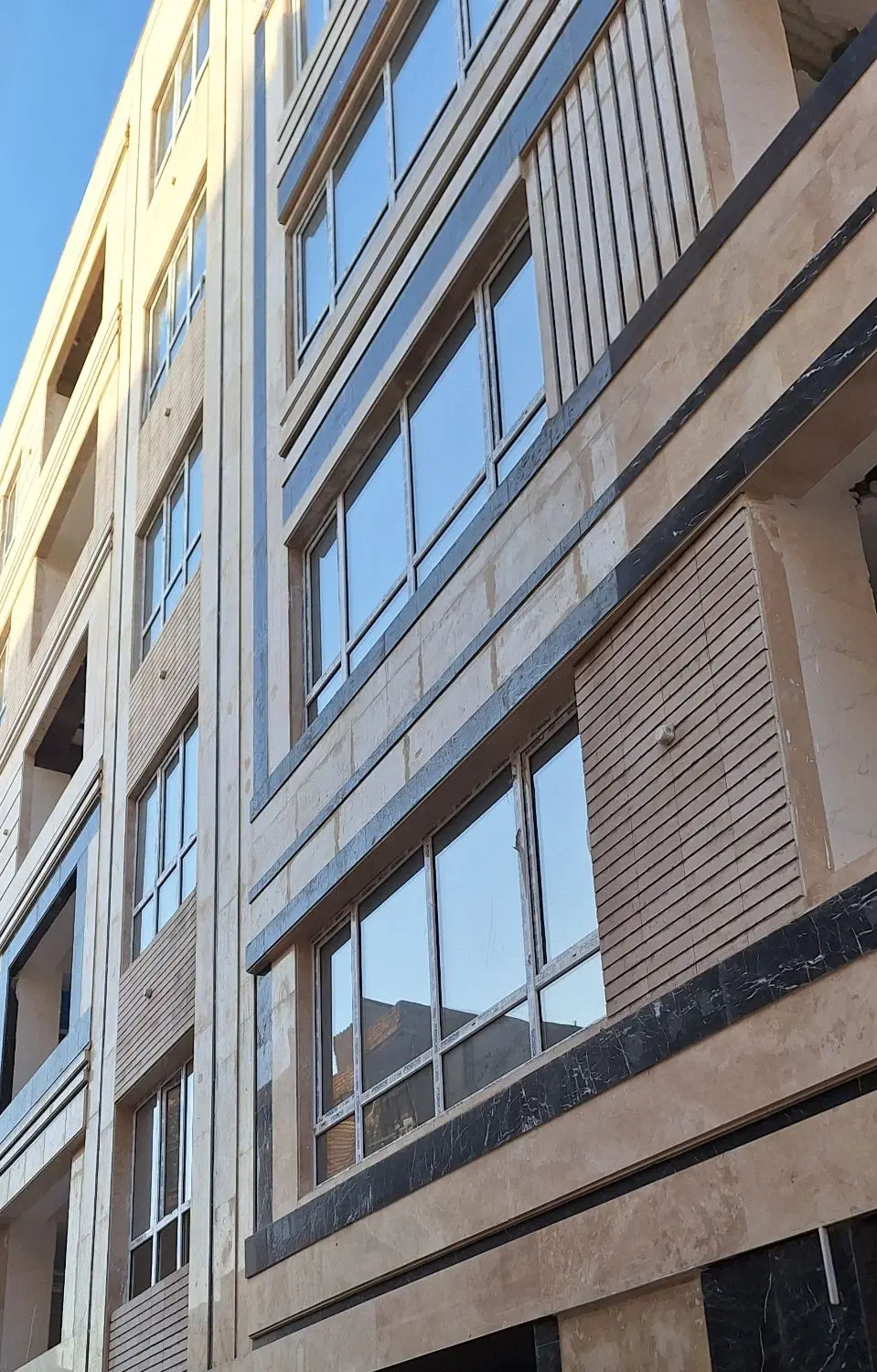 ۶۵متر ، سند دار