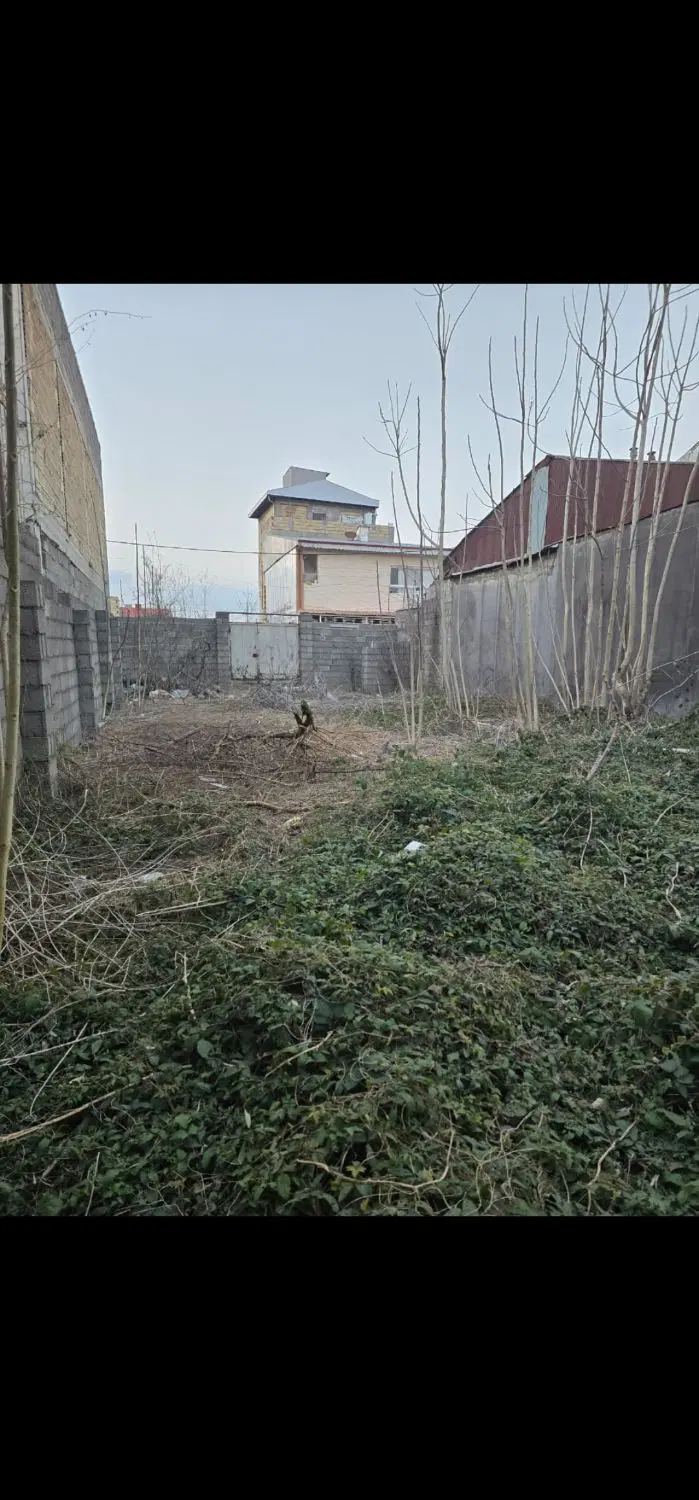 زمین لاکانشهر