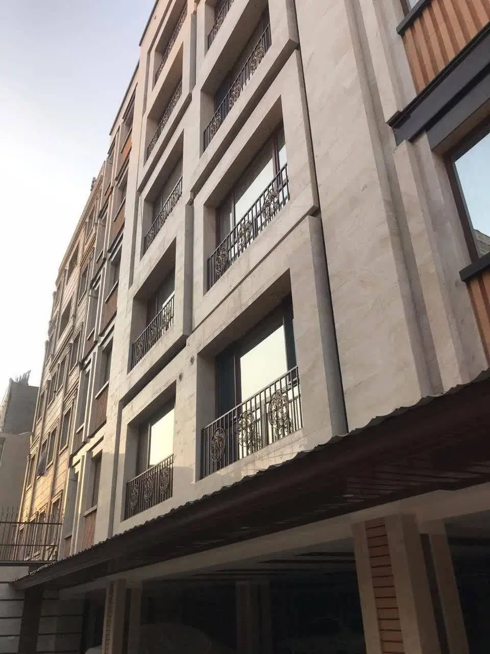آپارتمان دو خواب نازی آباد فول امکانات تخلیه