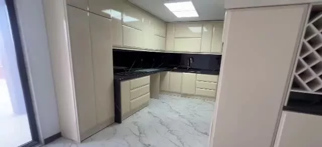۲۹۰ متر پنت هاوس