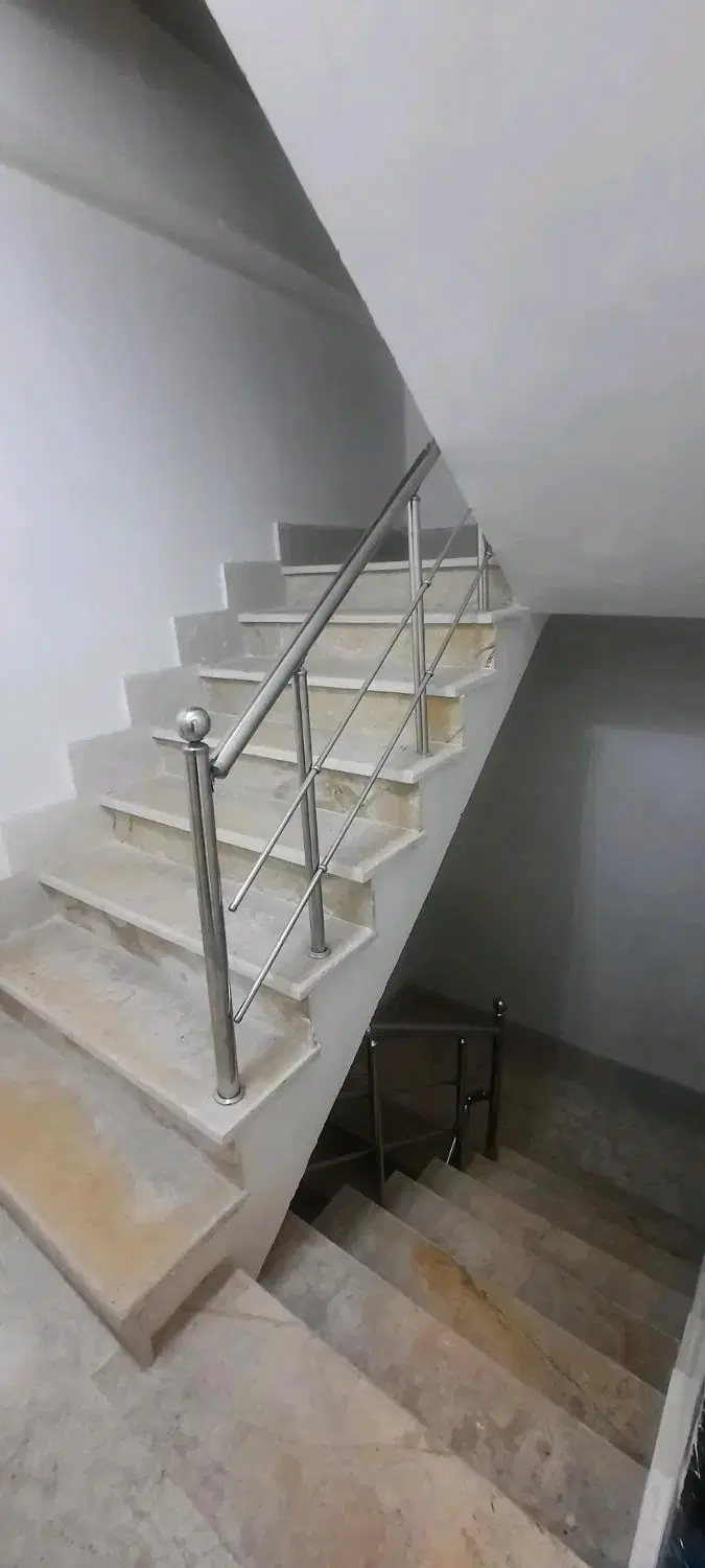 آپارتمان سند دار ۱۲۴ متری دو خوابه پارکینگ اختصاصی