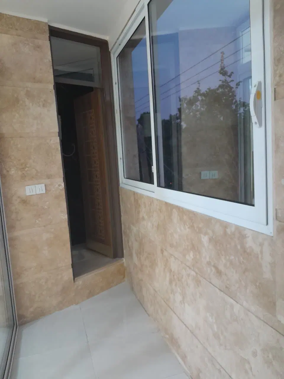 ساختمان اجاره ای خ منتظری