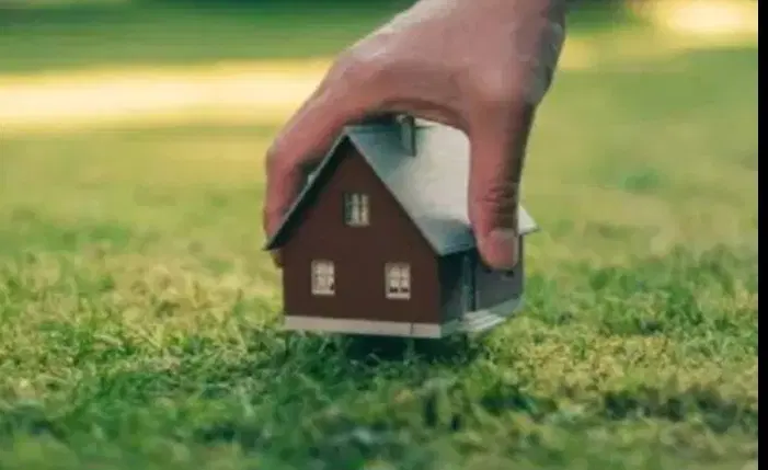 فروش ۱۶۰ متر زمین خیابان ولیعصر