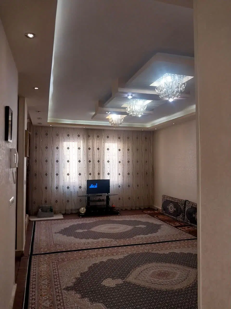 واحد ۷۸ متری شهرک نیایش فول امکانات بسیار تمیز