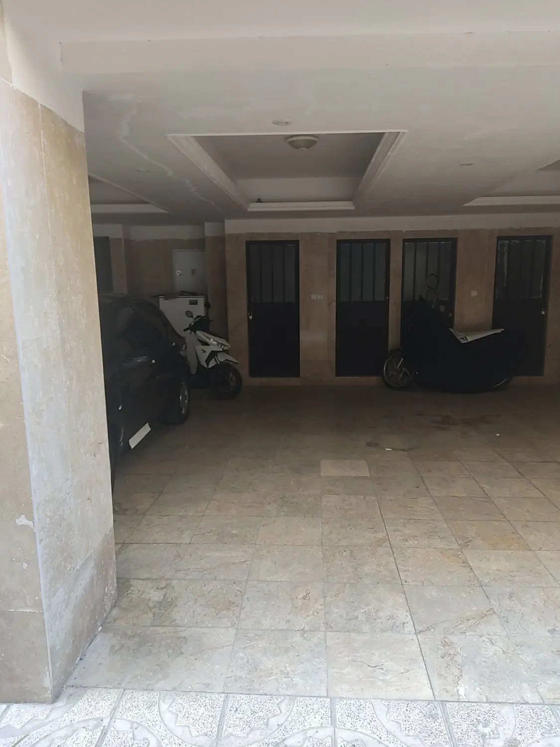 ۹۵ متری تک واحده فول امکانات