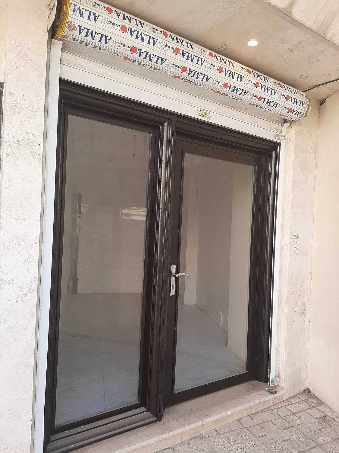 اجاره ۱۲ متر تجاری شهرقدس