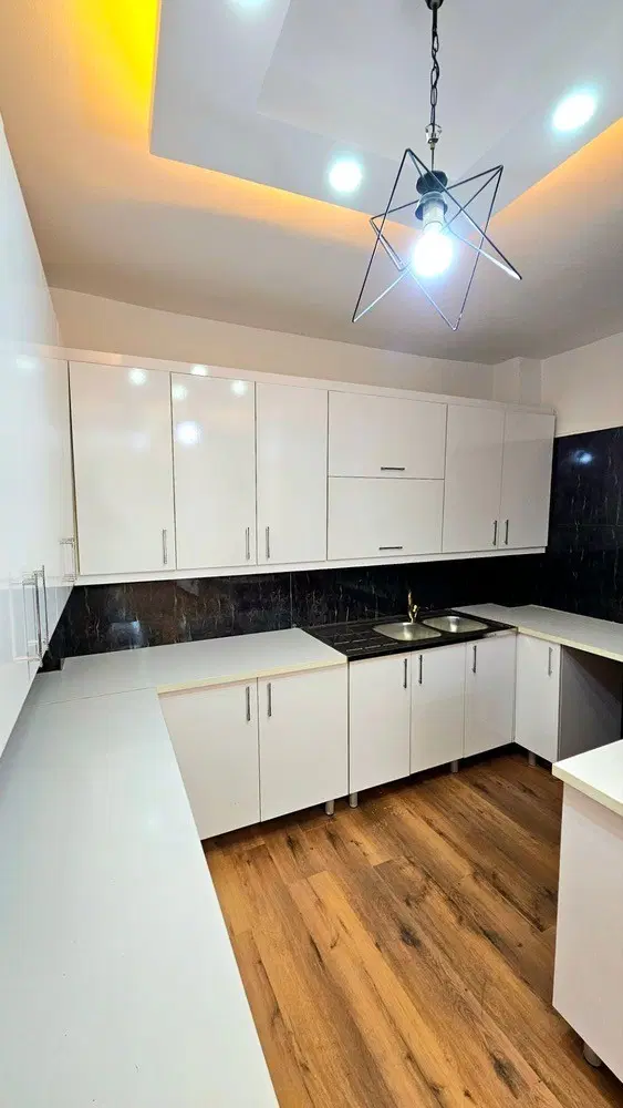 59متری لوکس_تاپ لوکیشن_پارکینگ سندی_فول امکانات