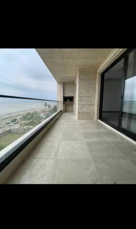 اپارتمان ۱۹۵ متری نوساز تنکابن