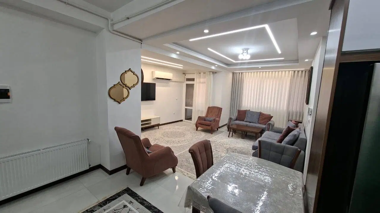 واحد بسیار زیبا و خوش نقشه ۹۰متری