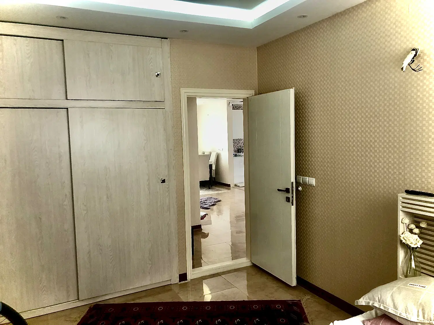 117 متر تک واحدی ط ۵ + ۷۰ متر روف گاردن اختصاصی