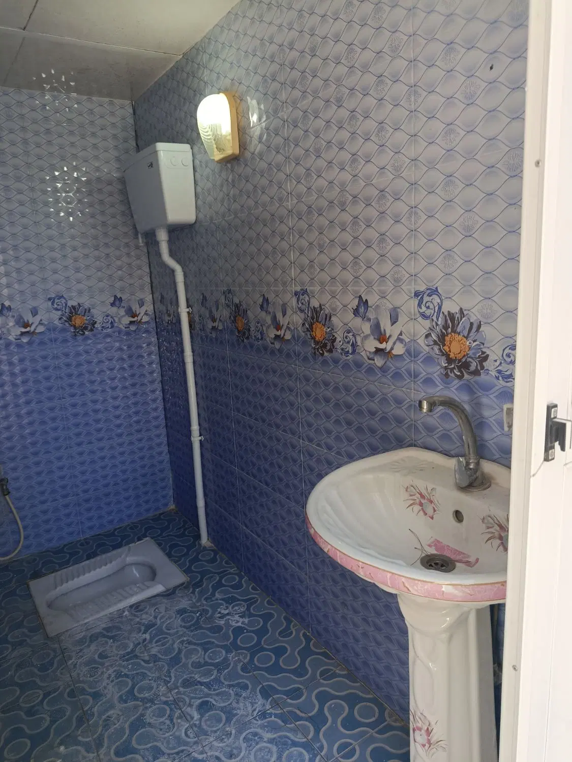 فروش مغازه و منزل ویلایی زرقان شهریار