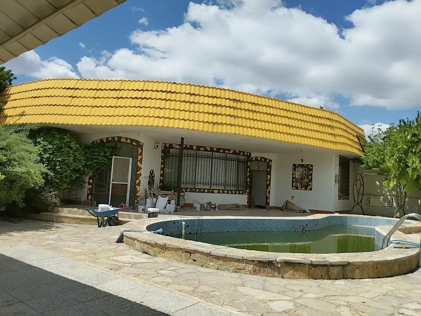 فروش دوطبقه مسکونی حاشیه چمران