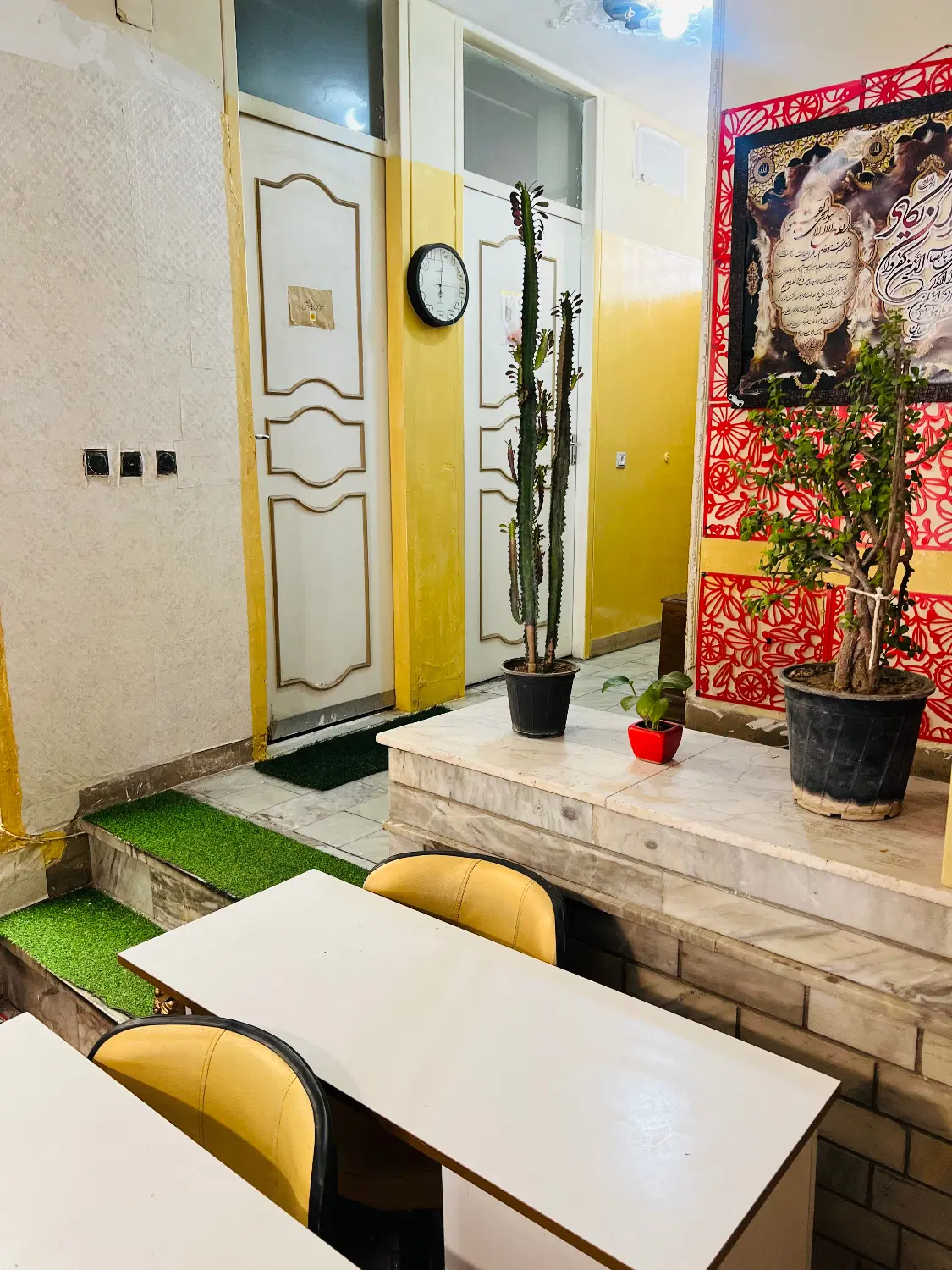 خوابگاه دخترانه