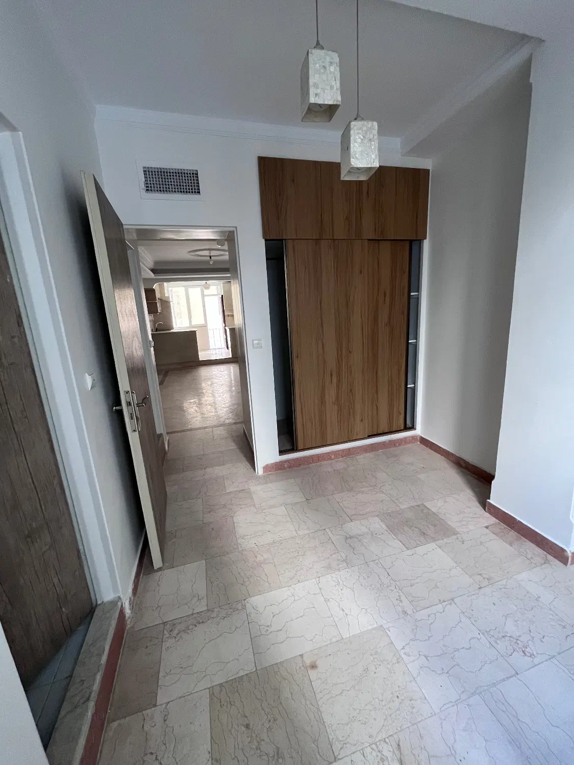 جنت آباد جنوبی ۵۷ متر  با همه امکانات