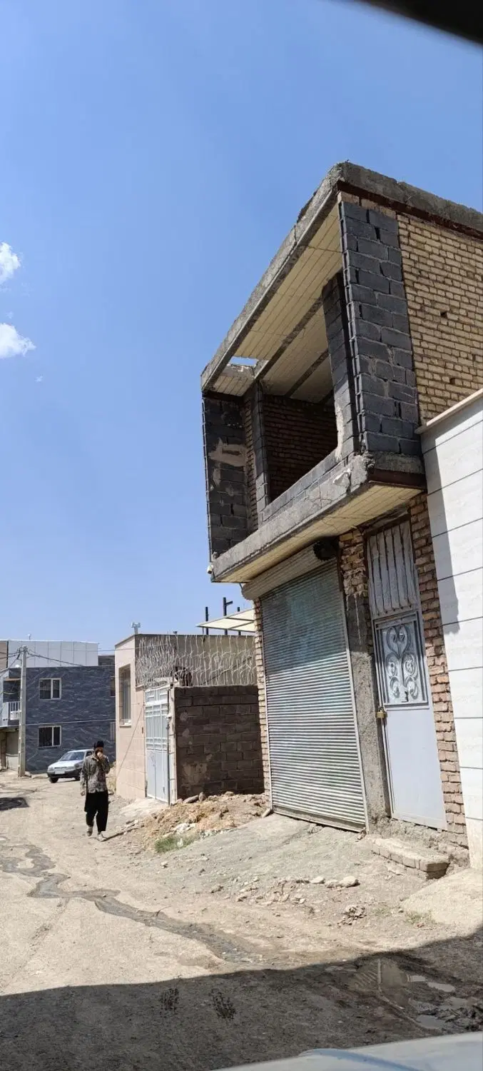 خانه نیمه کاره نایسر  معاوظه با ماشین