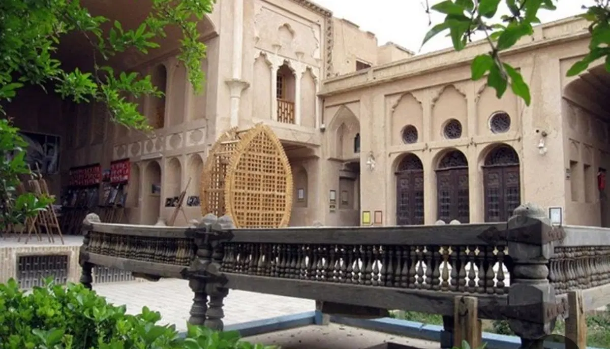 زمین شاهدیه