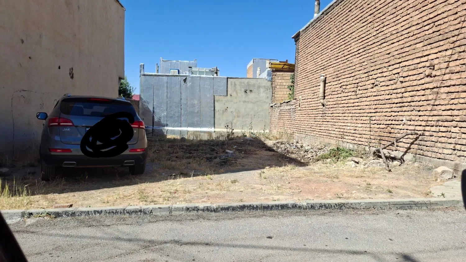 زمین مسکونی