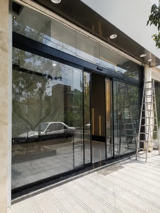 مغازه ۴۸ متری بر خیابان