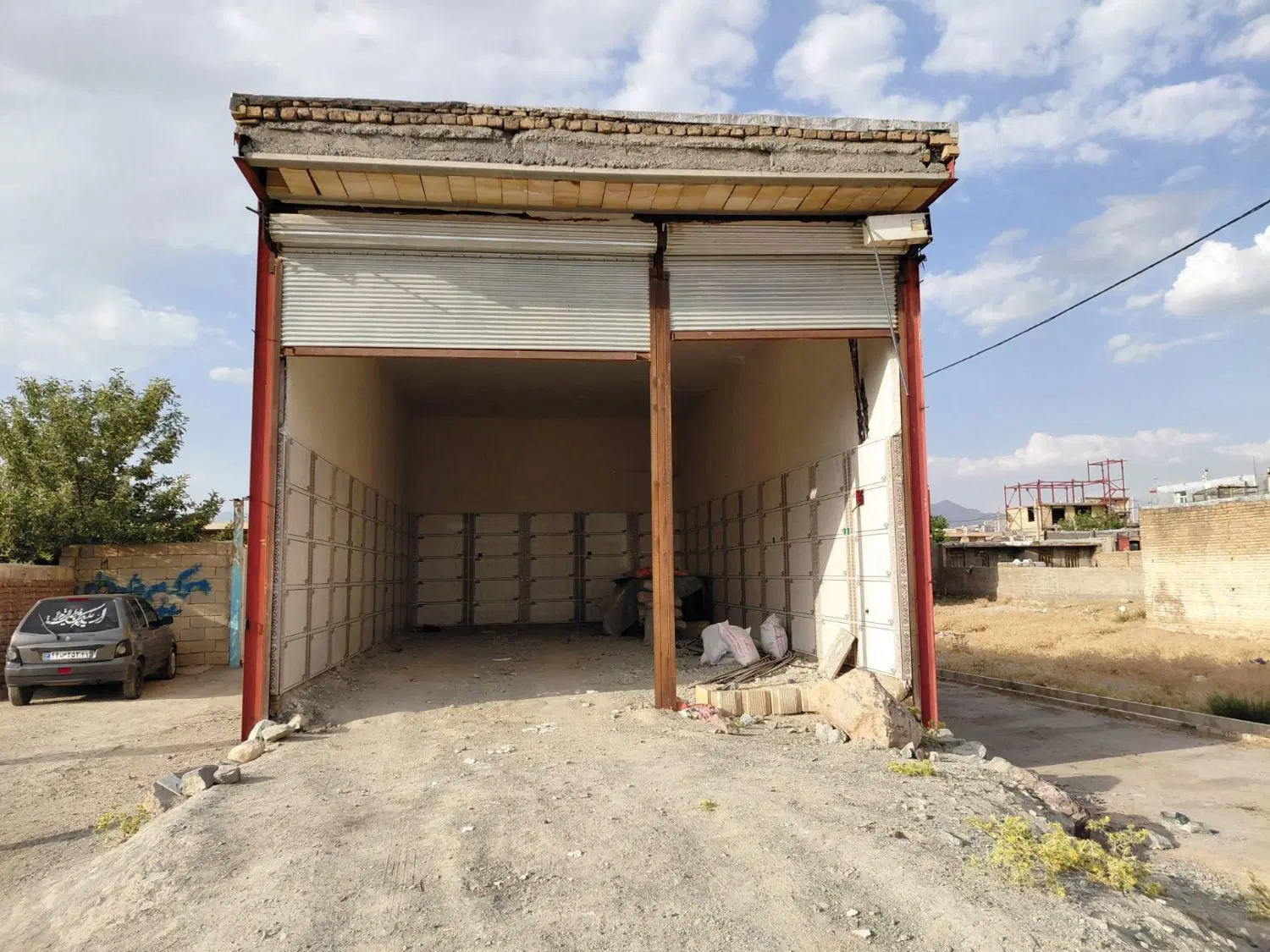 اجاره یک انبار یا مغازه در لب خط اصلی دوراهی زالی