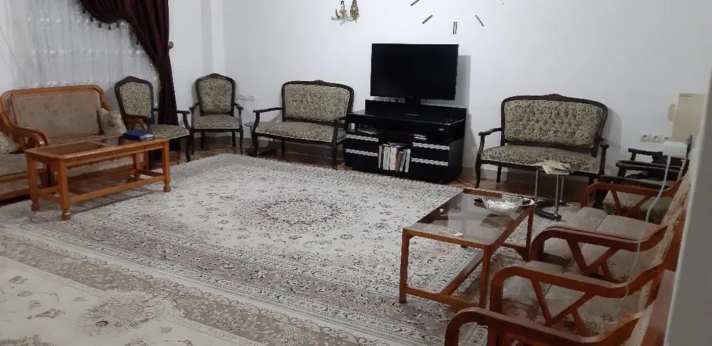 ۱۰۵ متری راه جدا، لوکلایه