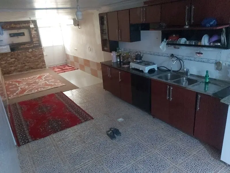 رهن پارکینگ تمیز