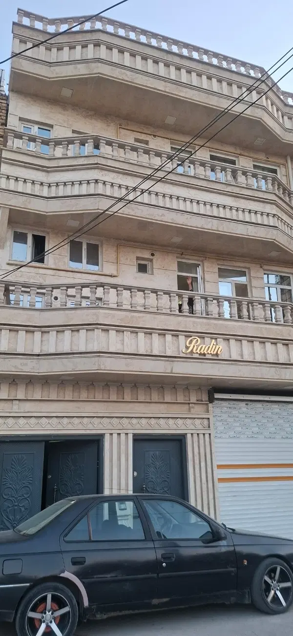 ساختمان ۳ سرویس کامل