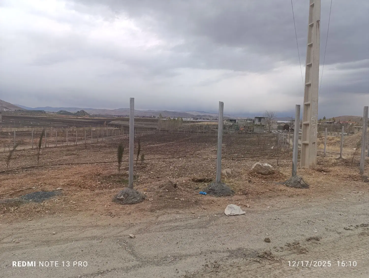 باغ کرمانشاه سنندج بعداز پلیس راه روستای اکبرآباد