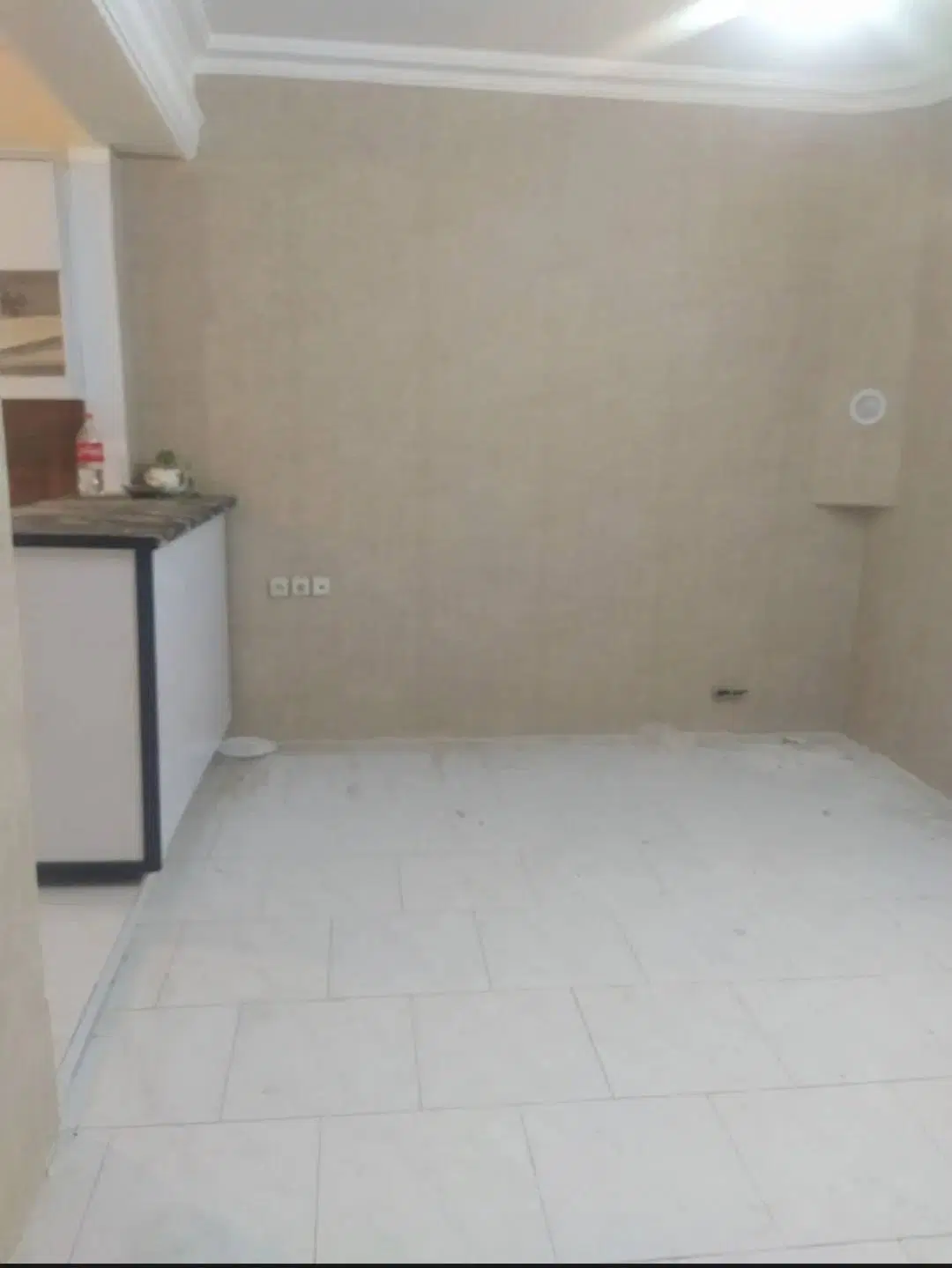 آپارتمان کشاورز ۱