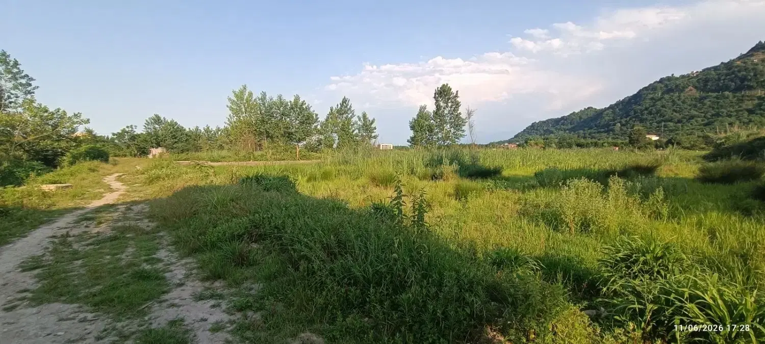 زمین با سند مسکونی