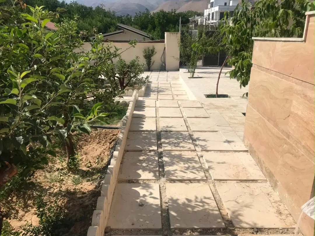 ویلا باغ ،۸۰ متر بنای شیک،استخر