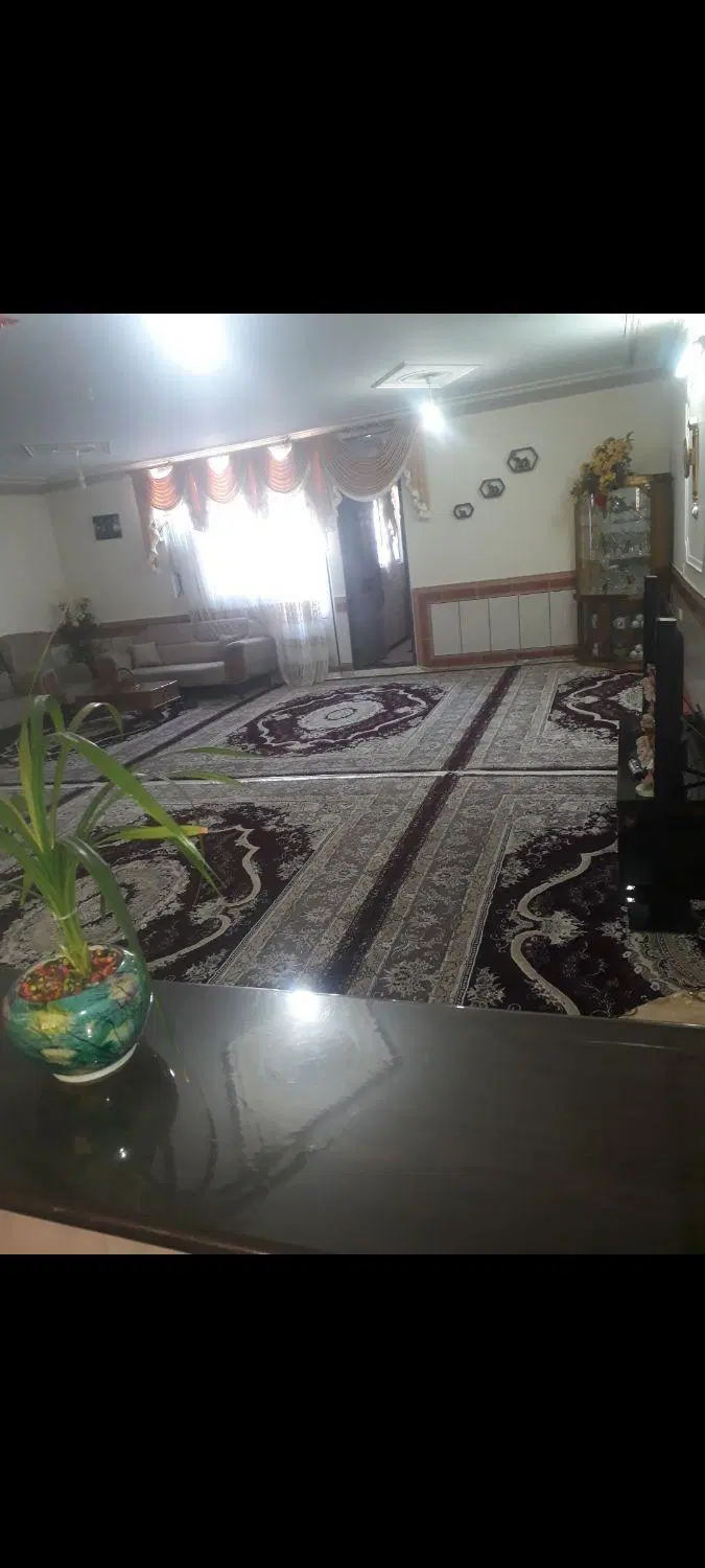 خانه ویلایی دوطبقه