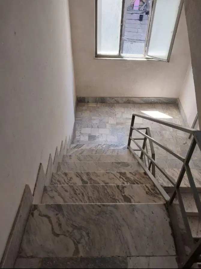 آپارتمان 85 متری حصارک بالا