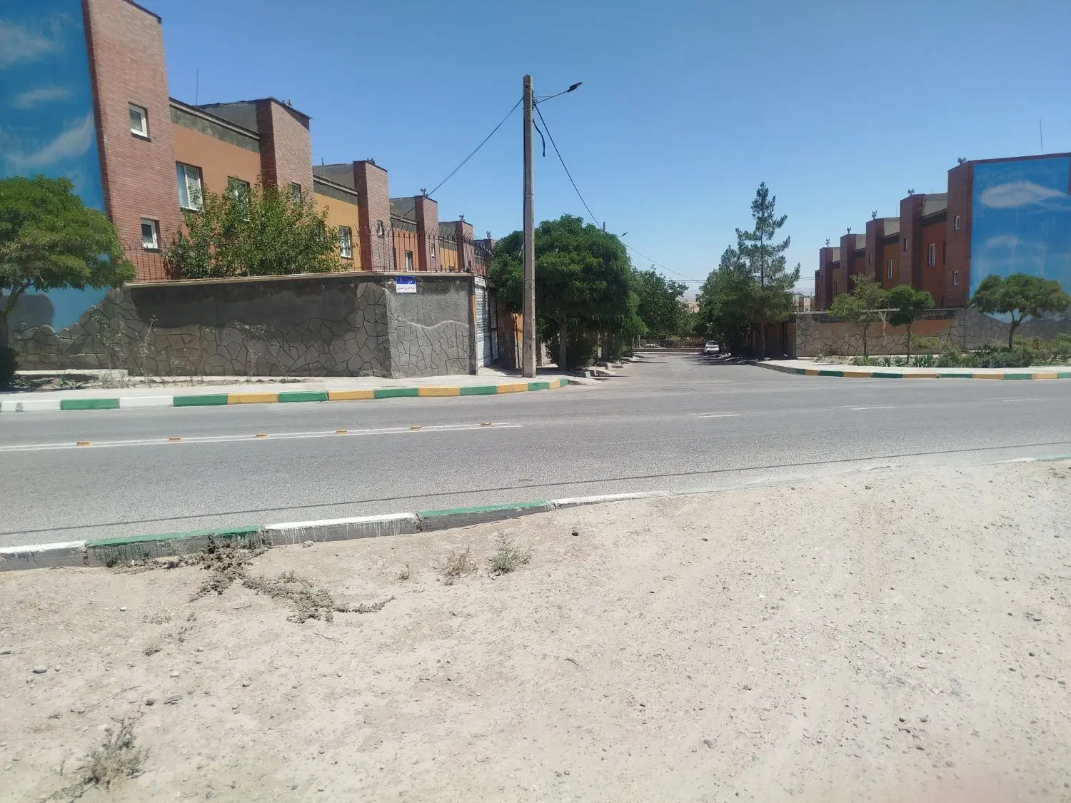 زمین در شهرک مهرگان