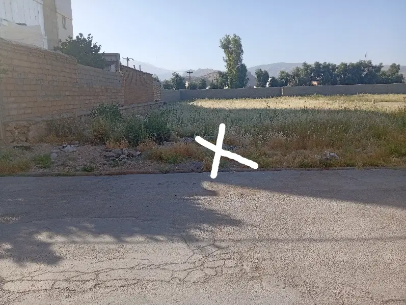 زمین فروشی