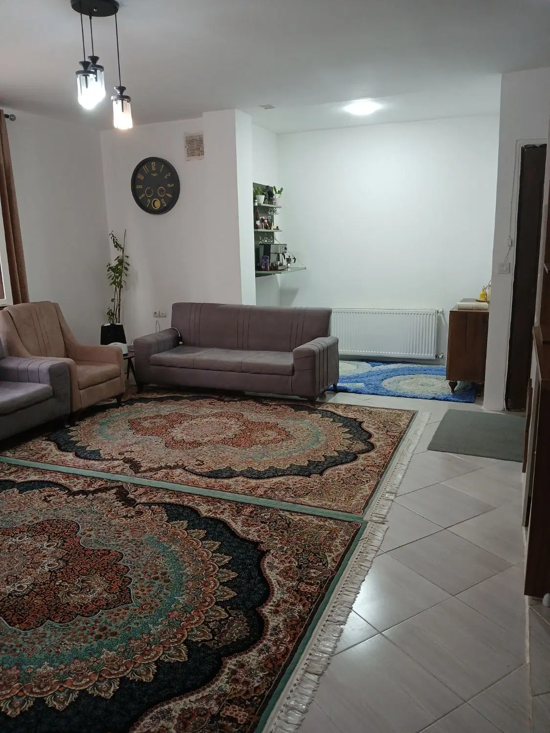 آپارتمان طبقه اول مرتب