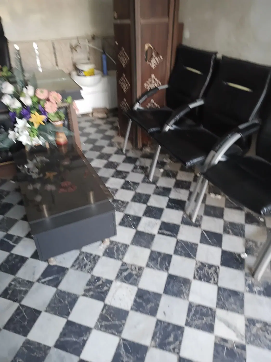 مفازه ۱۰۰ متر  خیابان  مسلم شمالی