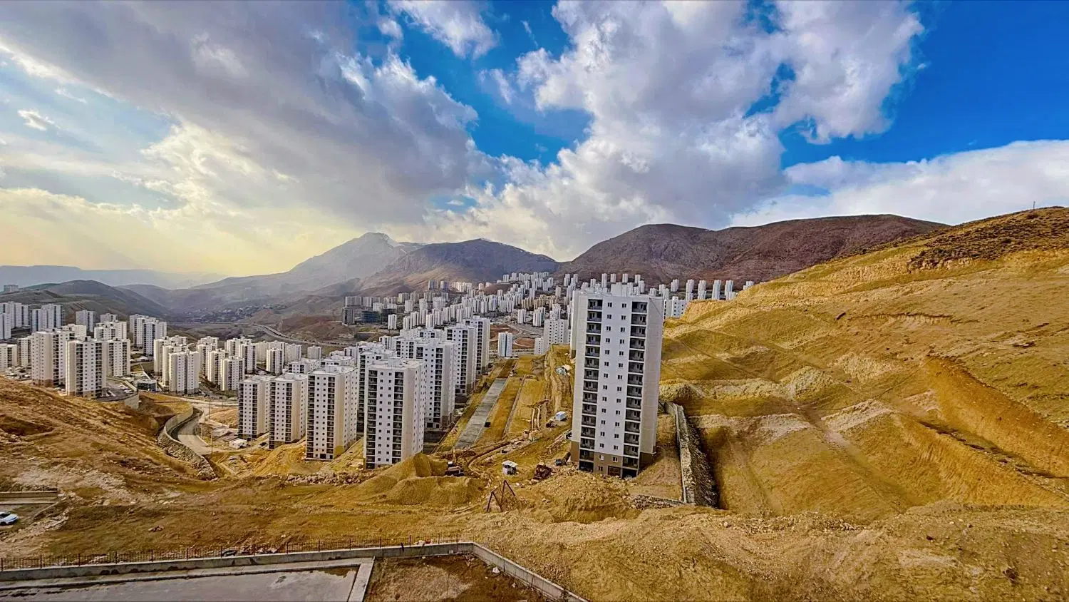 آپارتمان فروشی فاز ۱۱ پردیس دسترسی بینظیر
